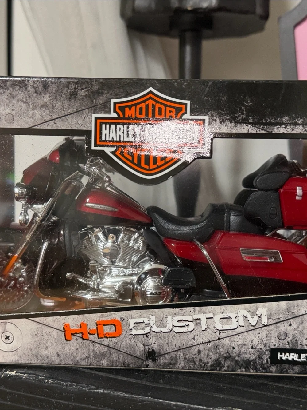 NWOT: Maisto Motor Harley-Davidson Cycles H-D Custom